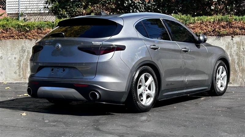 2018 Alfa Romeo Stelvio - Image 7 of 20