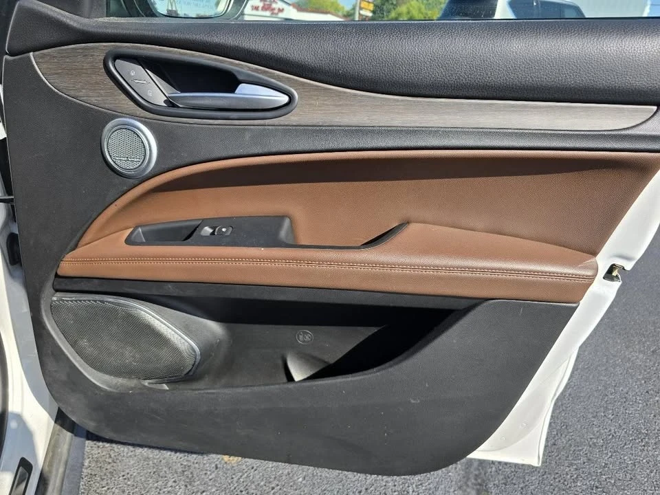 2018 Alfa Romeo Stelvio - Image 19 of 20