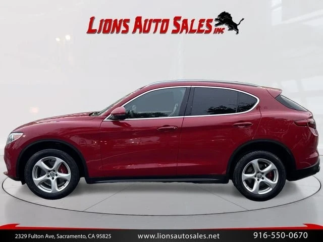 2018 Alfa Romeo Stelvio - Image 8 of 19