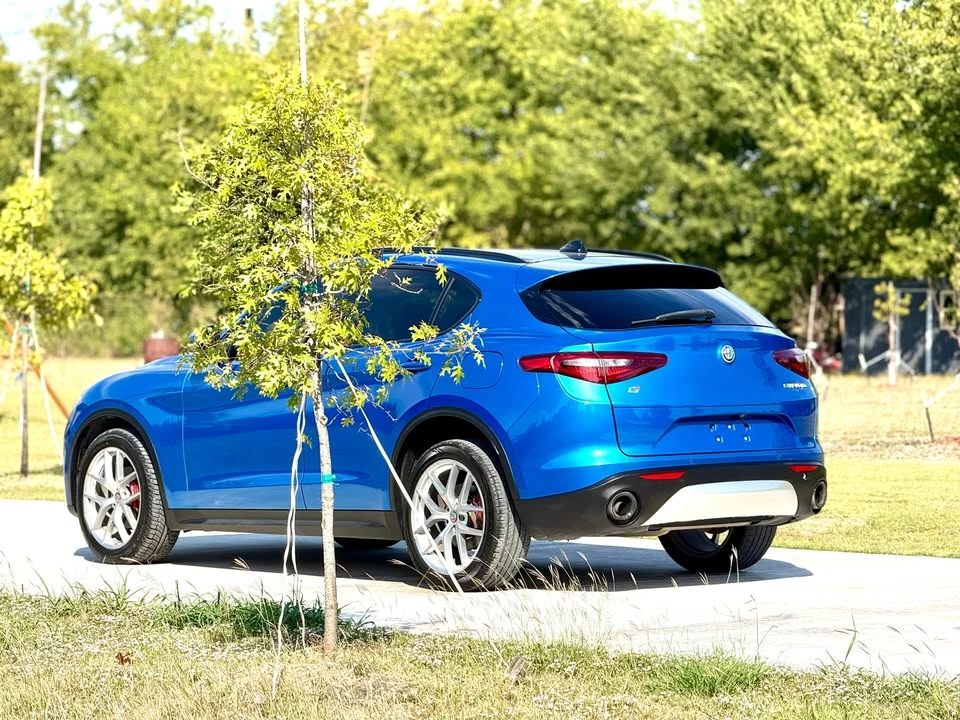 2018 Alfa Romeo Stelvio - Image 11 of 18