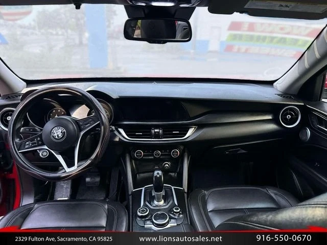 2018 Alfa Romeo Stelvio - Image 14 of 19