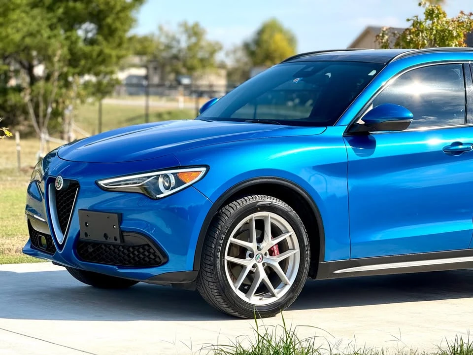 2018 Alfa Romeo Stelvio - Image 2 of 18