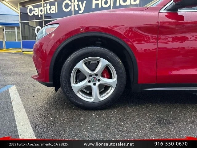 2018 Alfa Romeo Stelvio - Image 9 of 19