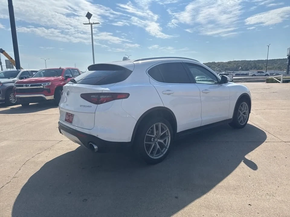 2018 Alfa Romeo Stelvio - Image 5 of 20