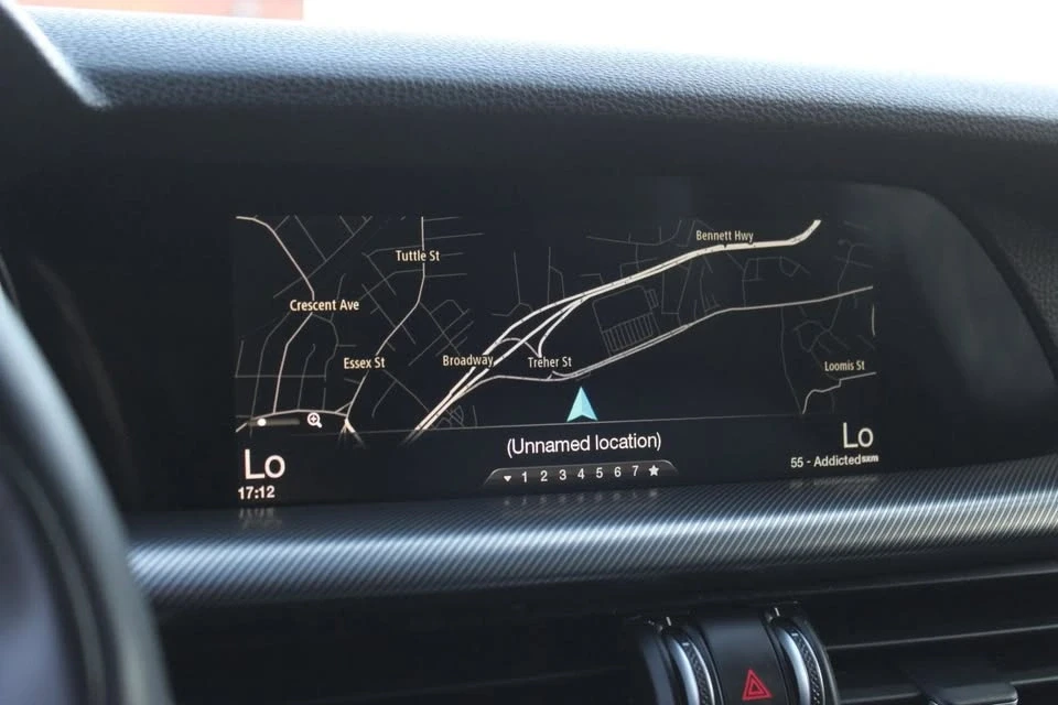2018 Alfa Romeo Stelvio - Image 14 of 20
