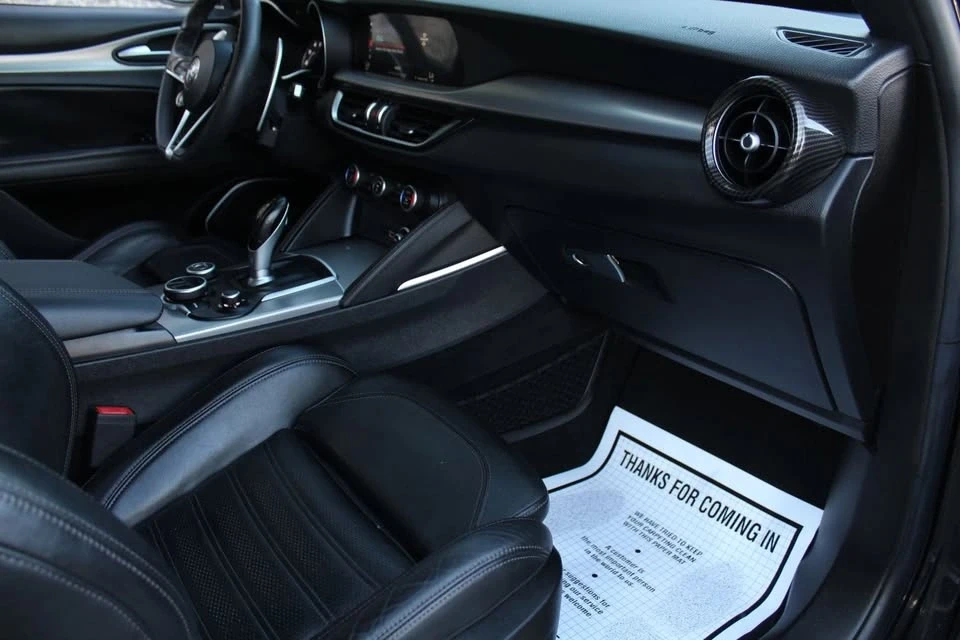 2018 Alfa Romeo Stelvio - Image 8 of 20
