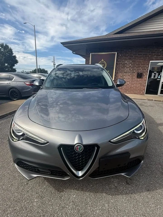 2018 Alfa Romeo Stelvio - Image 2 of 19