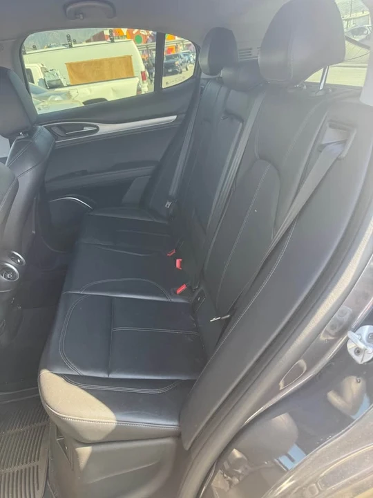 2018 Alfa Romeo Stelvio - Image 8 of 9