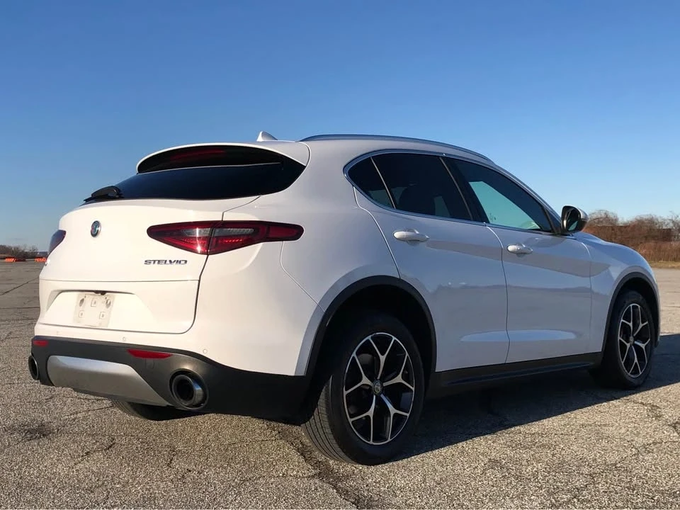 2018 Alfa Romeo Stelvio - Image 17 of 20