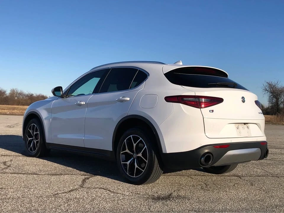 2018 Alfa Romeo Stelvio - Image 16 of 20