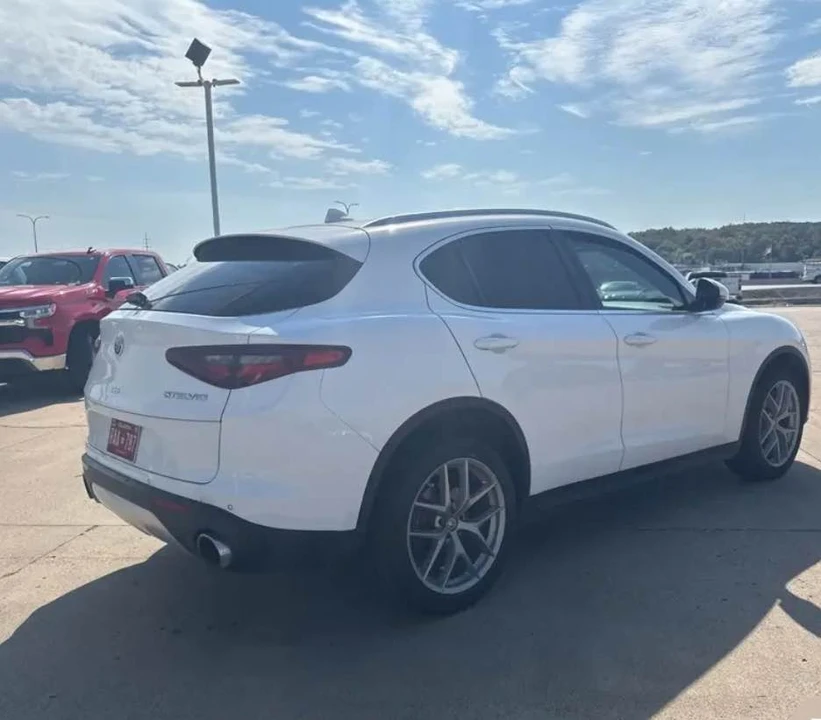 2018 Alfa Romeo Stelvio - Image 3 of 15