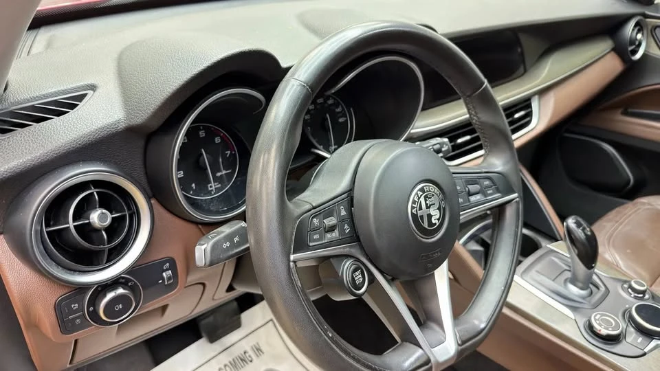 2018 Alfa Romeo Stelvio - Image 7 of 15