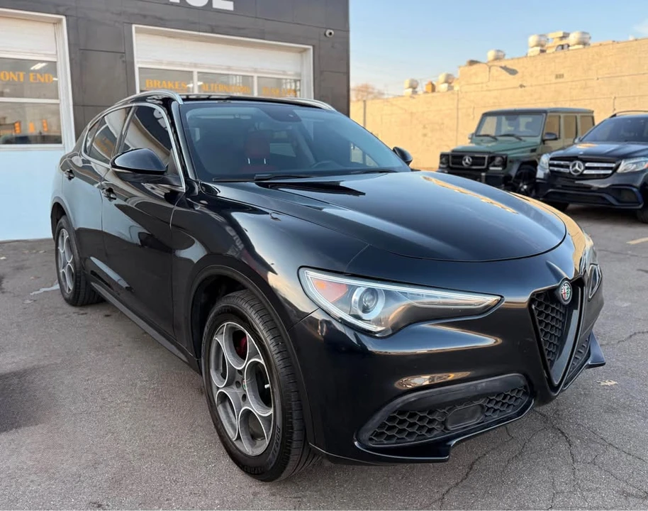2018 Alfa Romeo Stelvio - Image 8 of 17