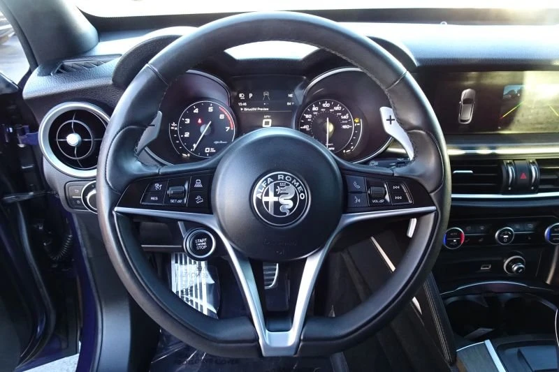 2018 Alfa Romeo Stelvio - Image 18 of 19