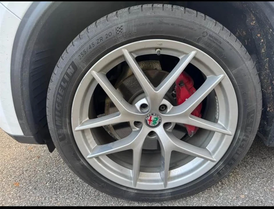 2018 Alfa Romeo Stelvio - Image 9 of 9