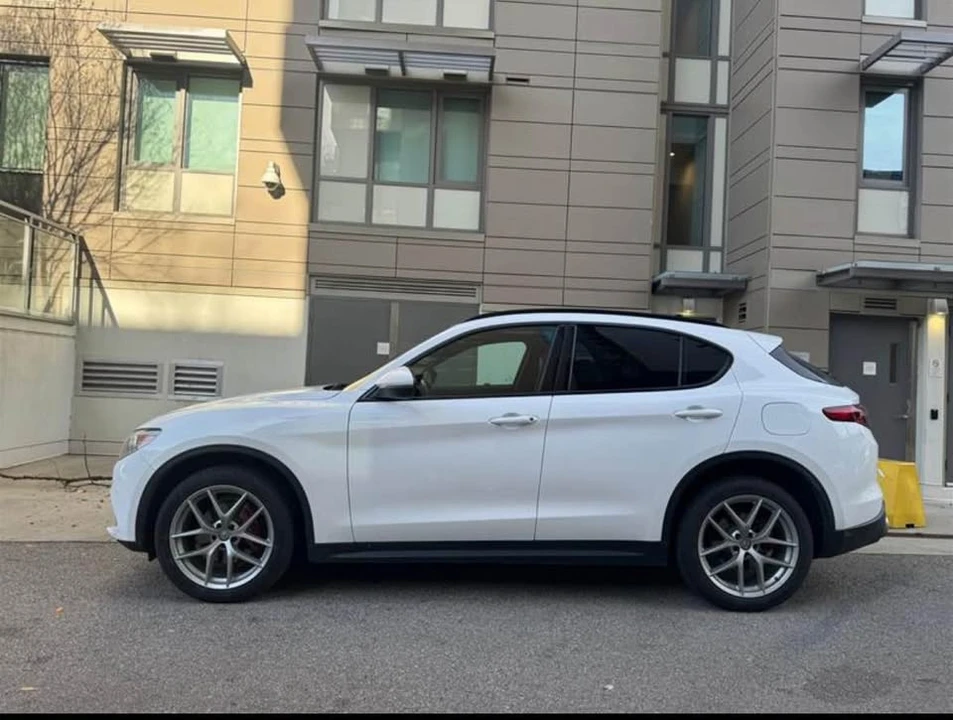 2018 Alfa Romeo Stelvio - Image 3 of 9