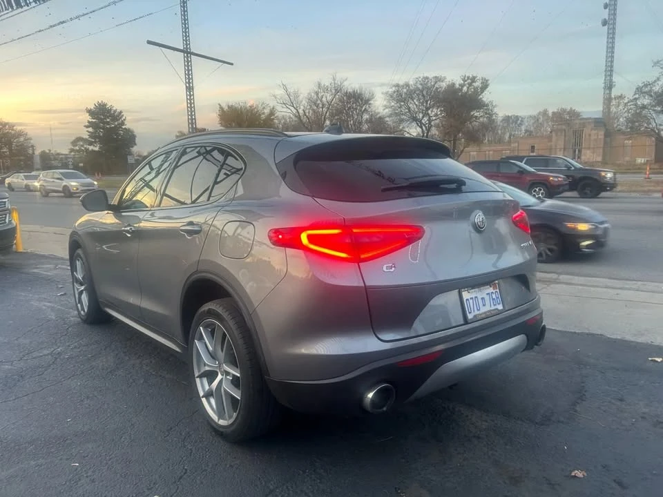 2018 Alfa Romeo Stelvio - Image 7 of 17