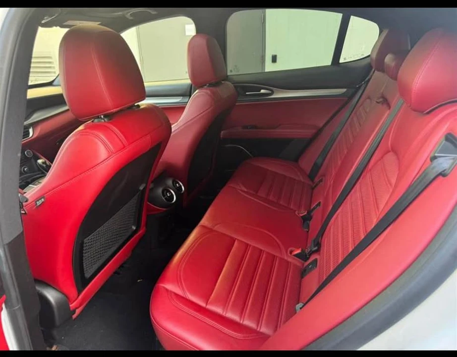 2018 Alfa Romeo Stelvio - Image 8 of 9