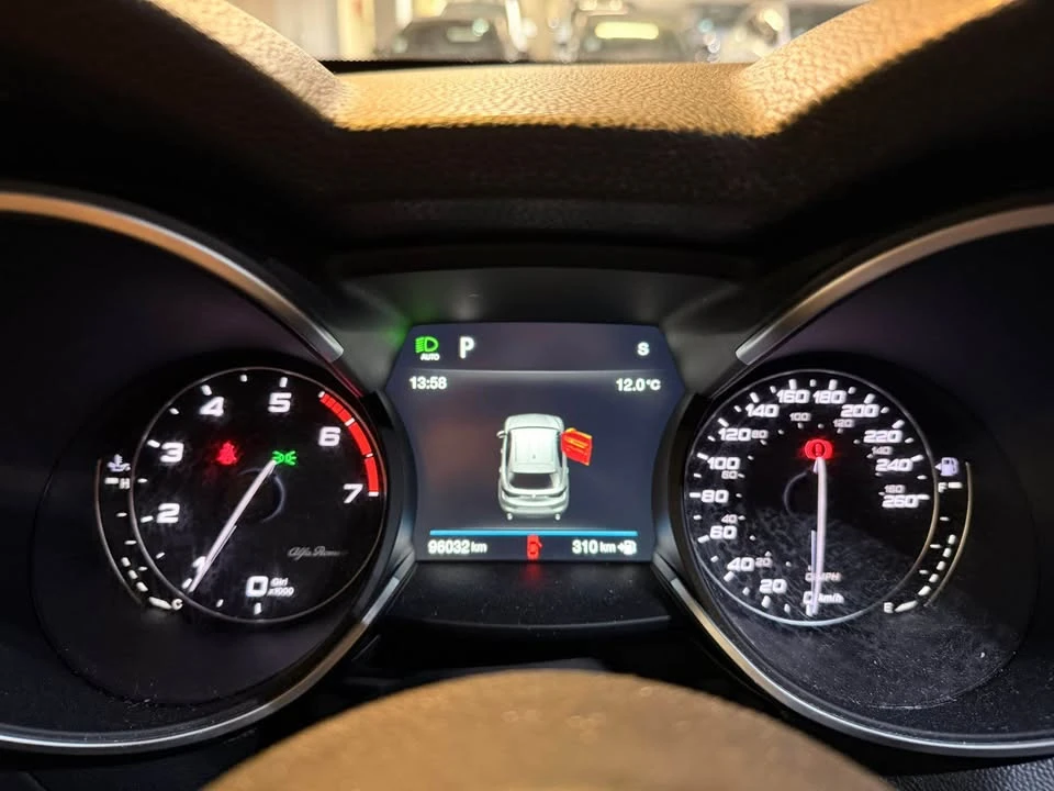 2018 Alfa Romeo Stelvio - Image 6 of 6