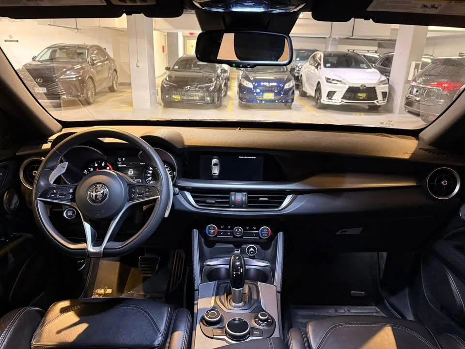 2018 Alfa Romeo Stelvio - Image 5 of 6