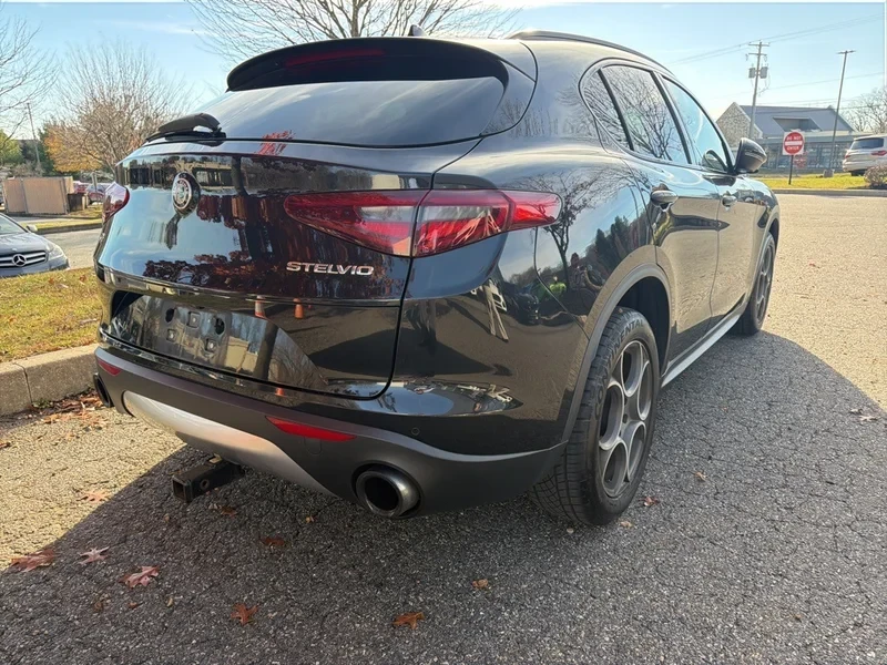 2018 Alfa Romeo Stelvio - Image 4 of 12