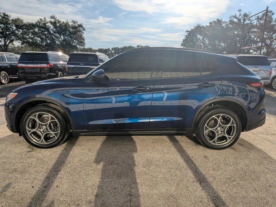2018 Alfa Romeo Stelvio - Image 18 of 19