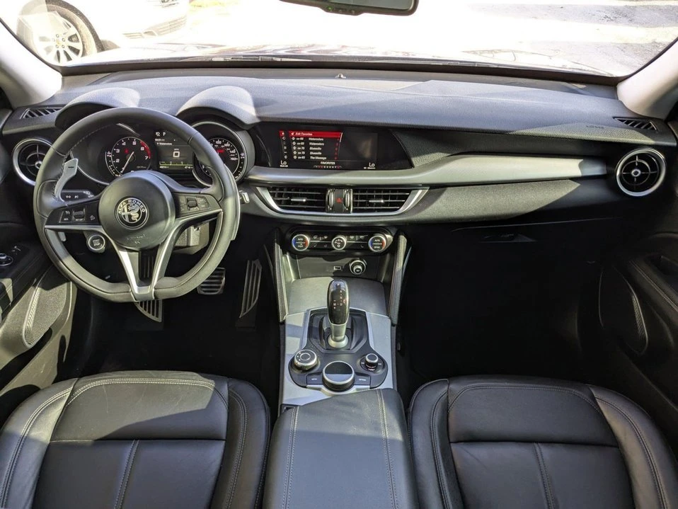 2018 Alfa Romeo Stelvio - Image 10 of 19