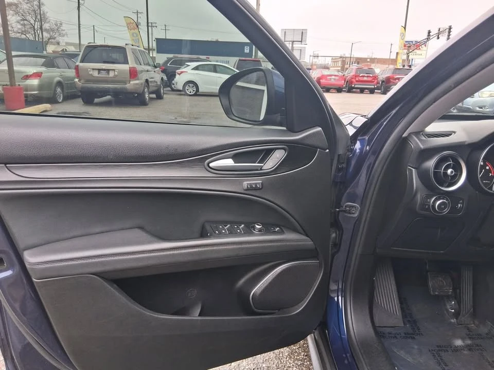 2018 Alfa Romeo Stelvio - Image 7 of 16