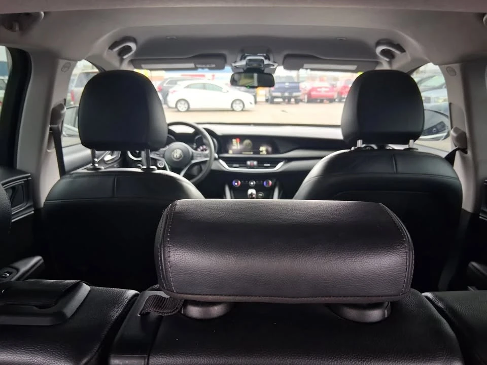 2018 Alfa Romeo Stelvio - Image 6 of 16