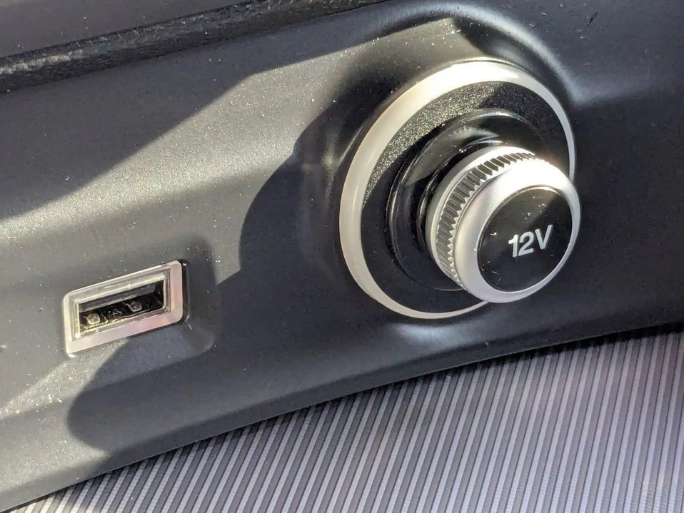 2018 Alfa Romeo Stelvio - Image 14 of 19