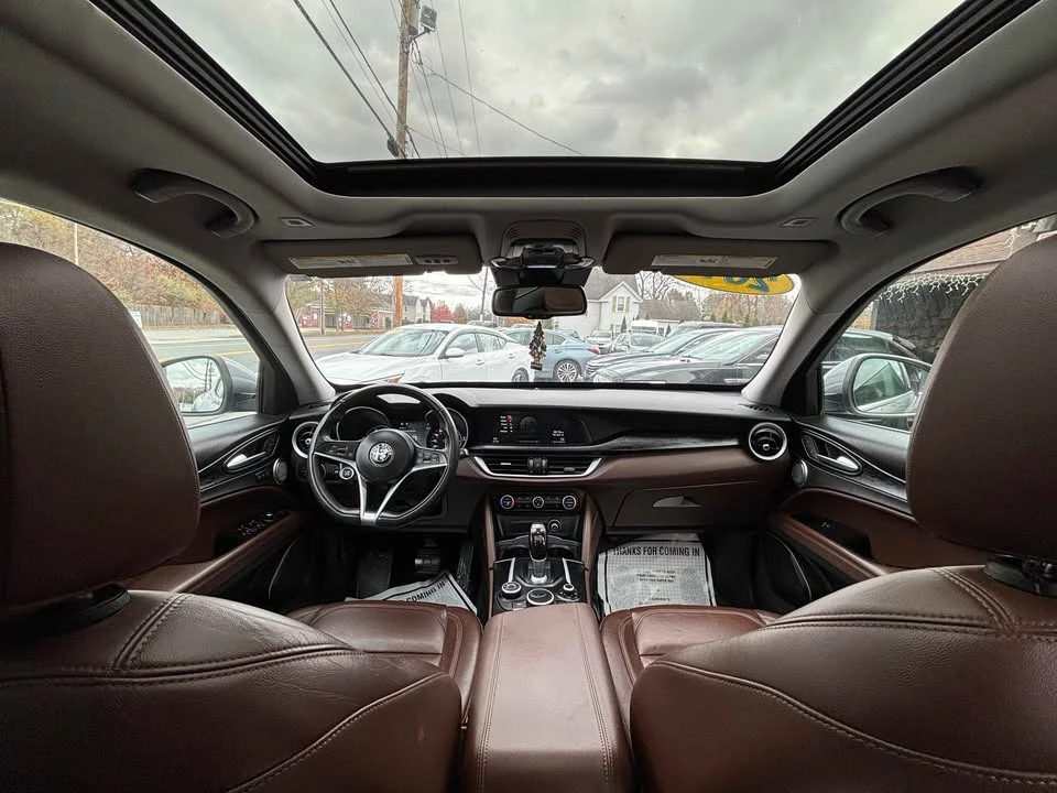 2018 Alfa Romeo Stelvio - Image 14 of 18