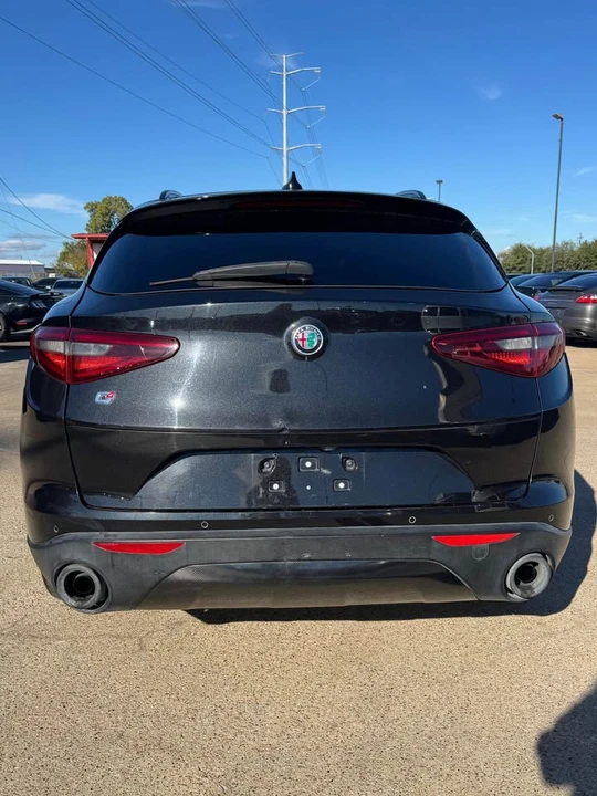2018 Alfa Romeo Stelvio - Image 2 of 8