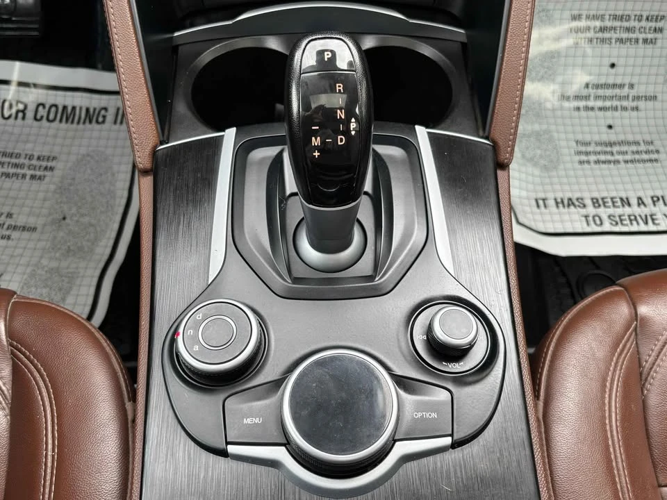 2018 Alfa Romeo Stelvio - Image 18 of 18
