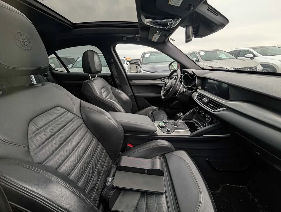 2018 Alfa Romeo Stelvio - Image 6 of 7