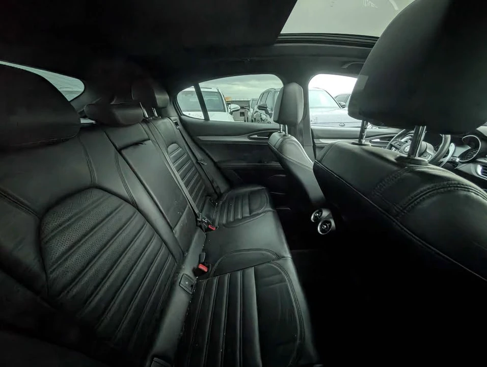 2018 Alfa Romeo Stelvio - Image 7 of 7