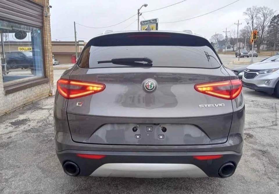 2018 Alfa Romeo Stelvio - Image 6 of 19