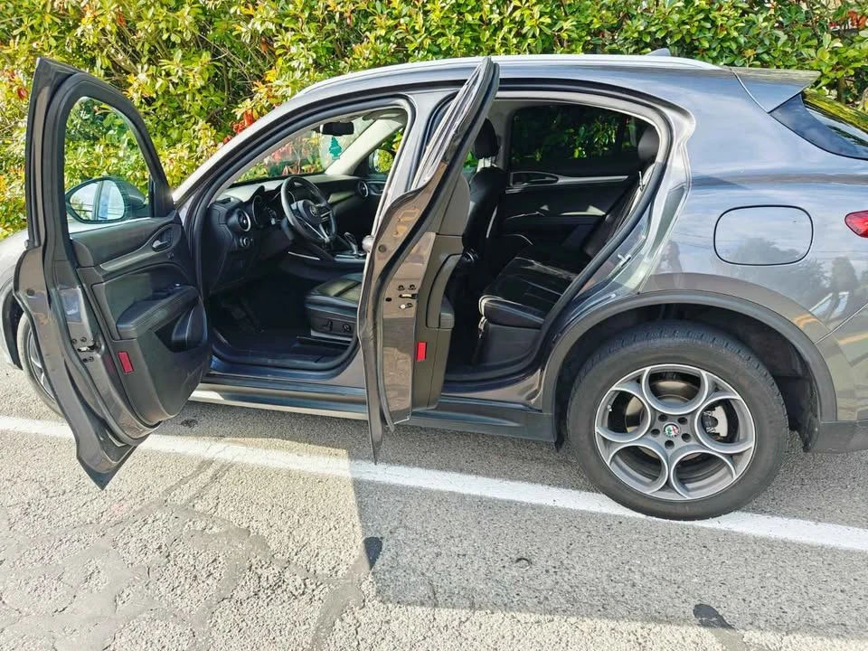 2018 Alfa Romeo Stelvio - Image 8 of 9