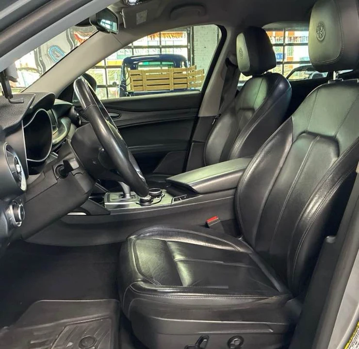 2018 Alfa Romeo Stelvio - Image 5 of 9