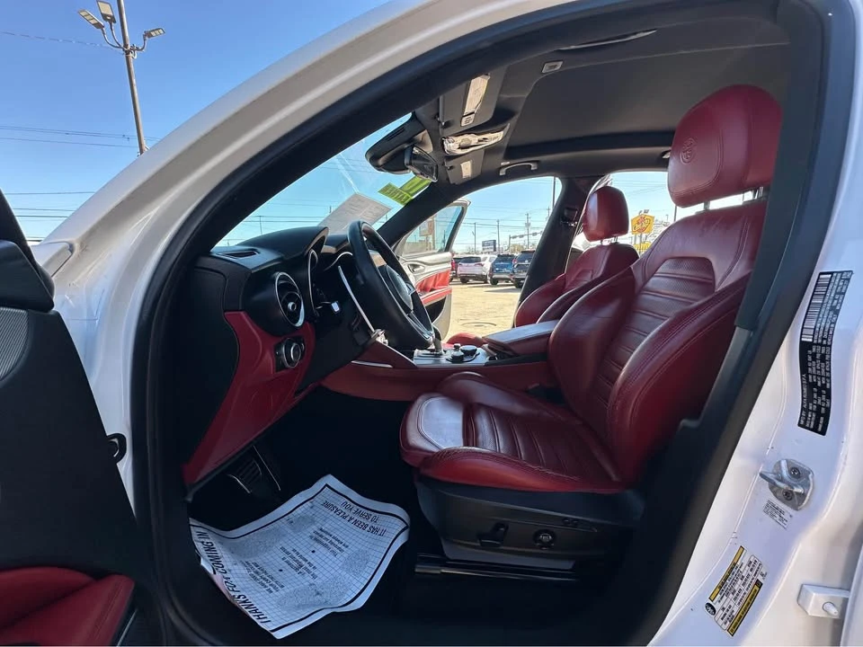 2018 Alfa Romeo Stelvio - Image 2 of 8