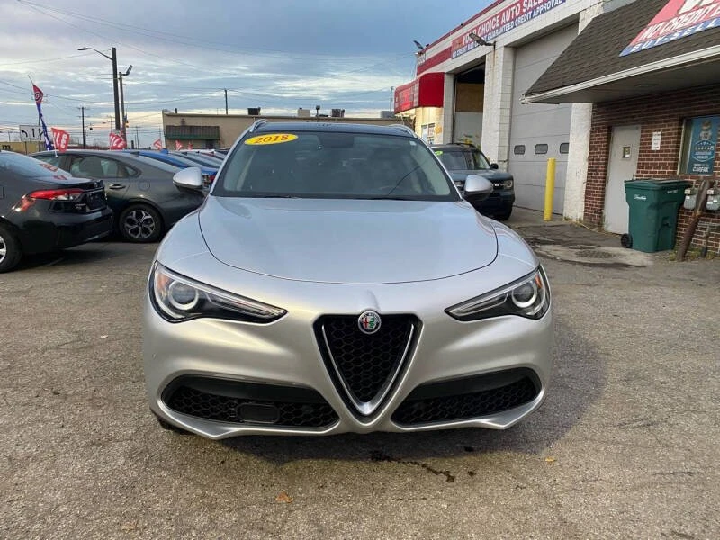 2018 Alfa Romeo Stelvio - Image 2 of 18