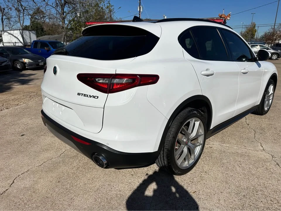 2018 Alfa Romeo Stelvio - Image 8 of 8