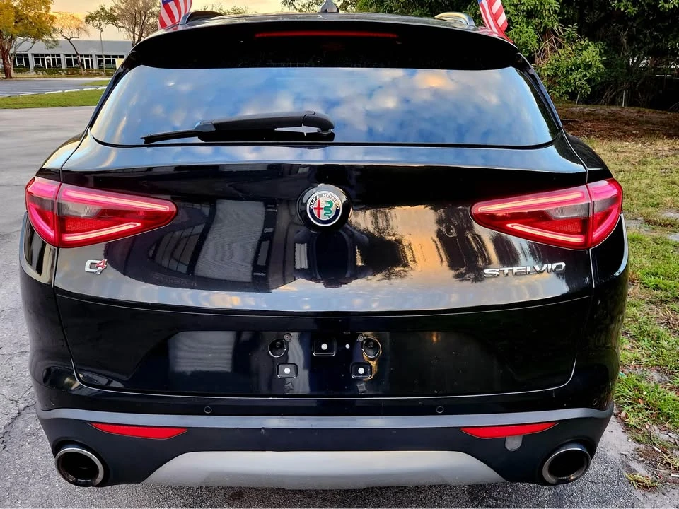 2018 Alfa Romeo Stelvio - Image 11 of 18