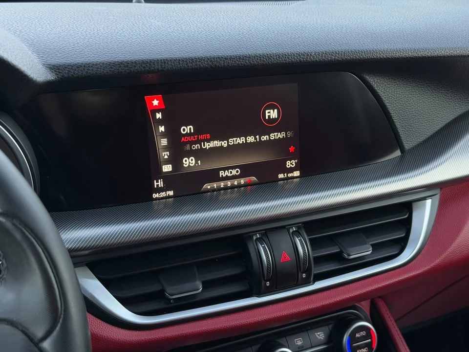 2018 Alfa Romeo Stelvio - Image 13 of 18