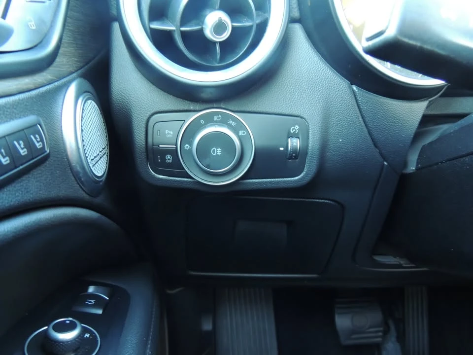 2018 Alfa Romeo Stelvio - Image 11 of 14