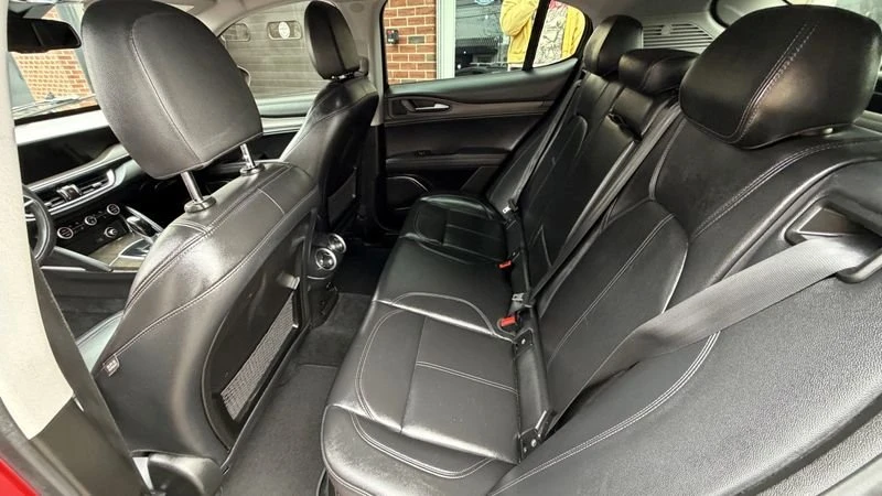 2018 Alfa Romeo Stelvio - Image 10 of 15