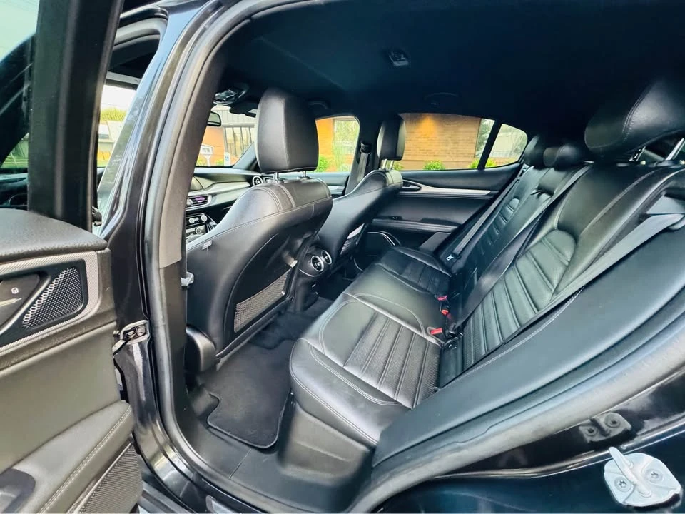 2018 Alfa Romeo Stelvio - Image 10 of 16