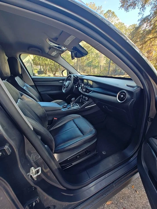 2018 Alfa Romeo Stelvio - Image 12 of 18
