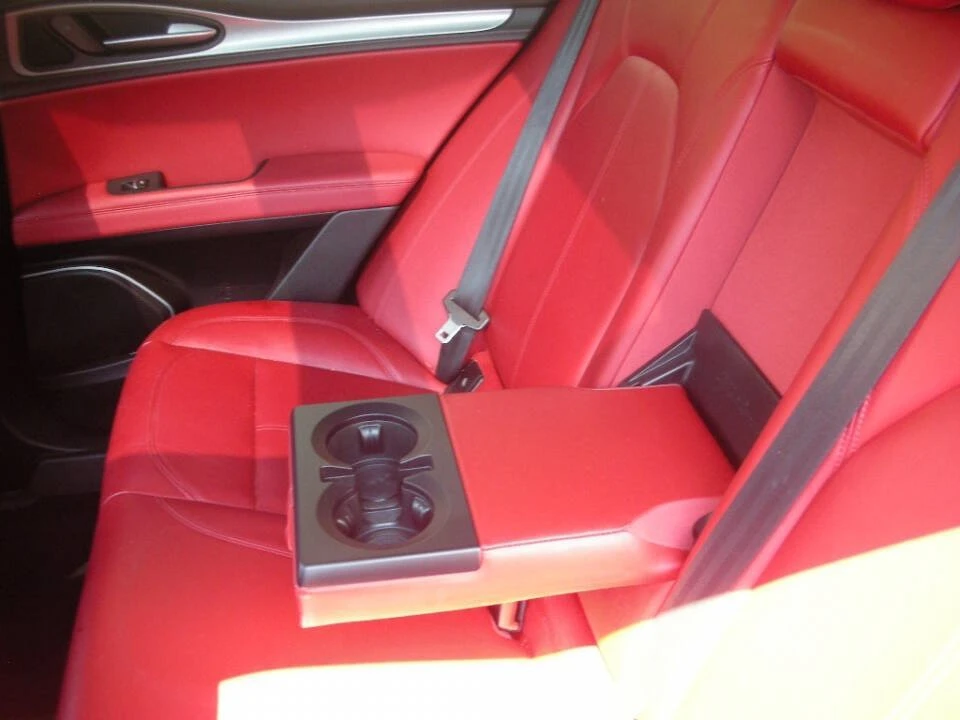 2018 Alfa Romeo Stelvio - Image 6 of 7