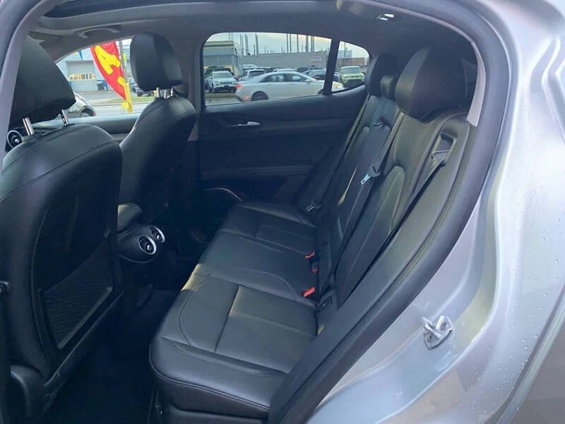 2018 Alfa Romeo Stelvio - Image 13 of 19