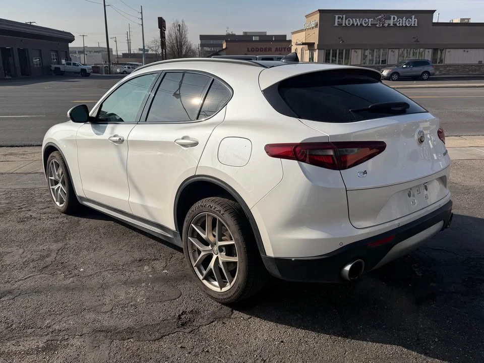 2018 Alfa Romeo Stelvio - Image 4 of 11